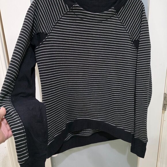 Lululemon Striped Sweatshirt Black White Long Sleeve Soft Lightweight Pullover - Picture 4 of 7